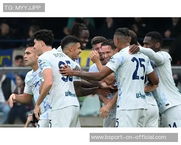 西甲盛宴切尔西狂胜拜仁五球大捷乌龙球引发全场欢呼与转会猜想