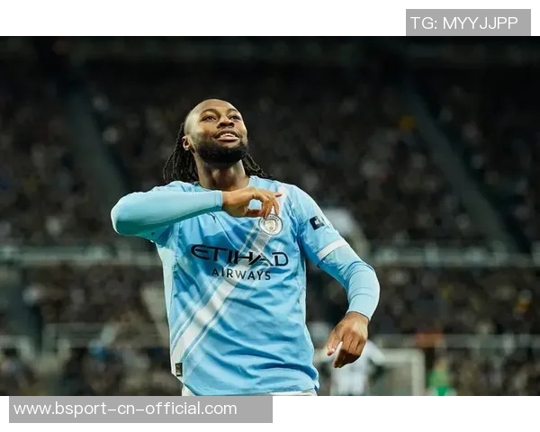 国王杯精彩对决那不勒斯3-0曼城帽子戏法点燃全场激情与十大进球回顾