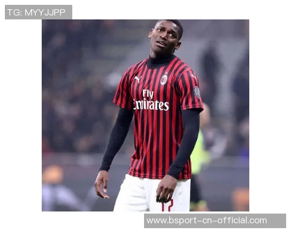 国王杯激战曼城与AC米兰平局红牌事件引发全场热议与数据分析 国王杯激战曼城与AC米兰平局红牌事件引发全场热议与数据分析