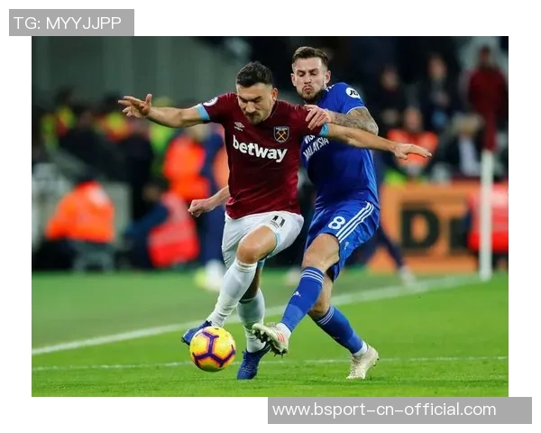 西甲大战曼城大胜切尔西争议判罚引发全场热议与欢呼