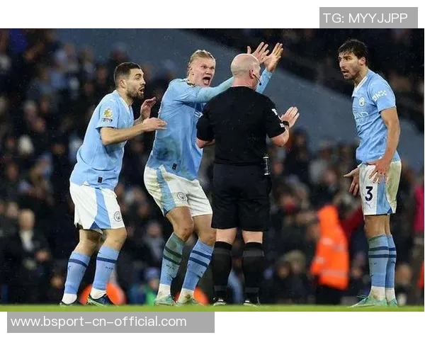 热刺与切尔西友谊赛激战四三神扑时刻引发争议判罚全场沸腾