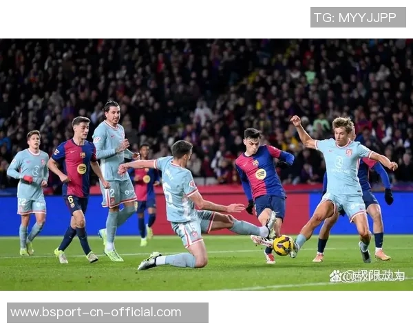 英超激战:那不勒斯狂胜巴萨四球绝杀瞬间引发全场狂欢点评 英超激战:那不勒斯狂胜巴萨四球绝杀瞬间引发全场狂欢点评